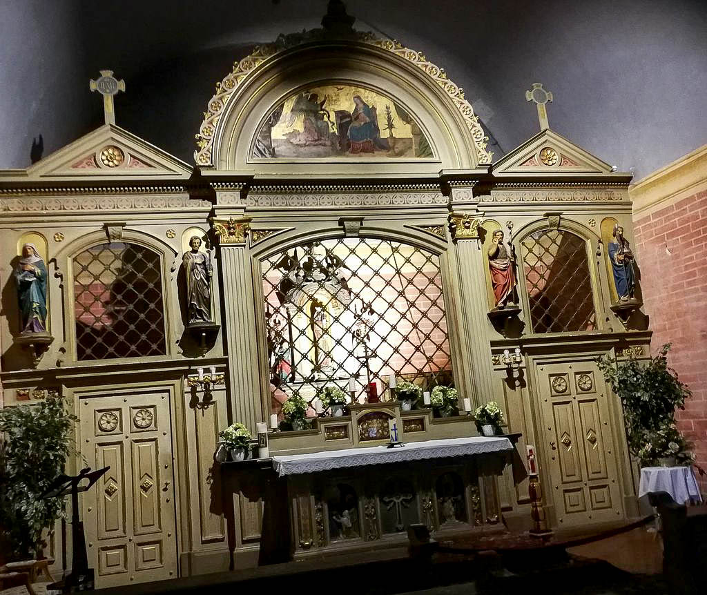 Altar mit schwarzer Madonna