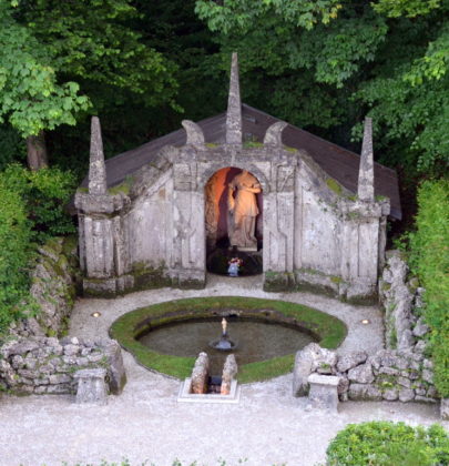 Die Wasserspiele in Hellbrunn, ein Instawalk am Abend