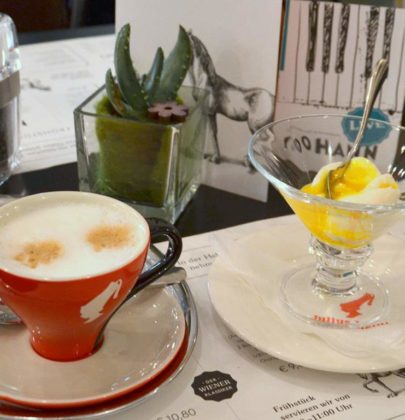 Frühstück in Salzburg; Café Johann am Bahnhof