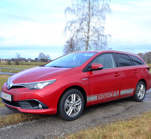Auf der Suche nach einem neuen Auto; Toyota Auris Hybrid TS Touring Sports