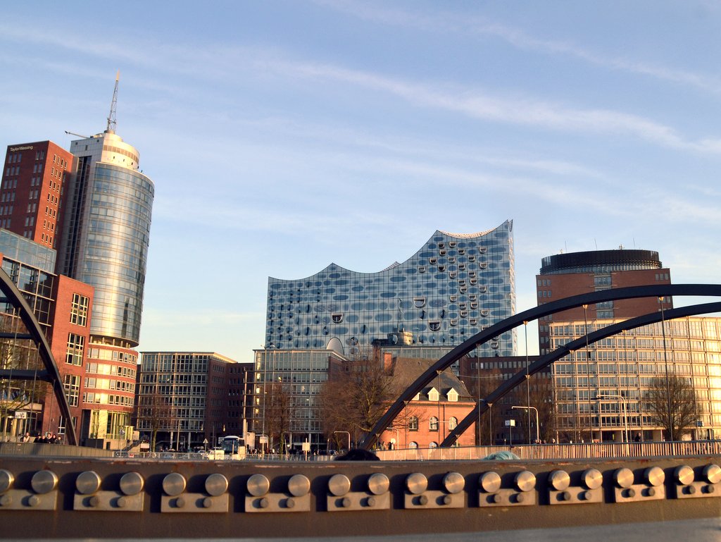 Blick zur Elbphilharmonie