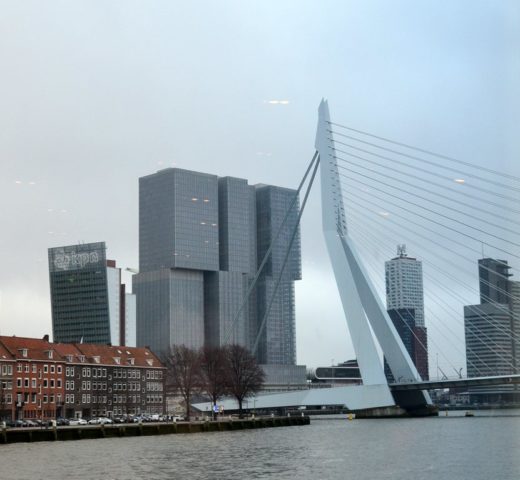 Zu Fuß und per Schiff durch Rotterdam