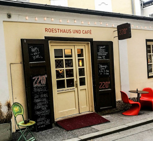 Frühstück in Salzburg; Café 220 Grad im Kaiviertel