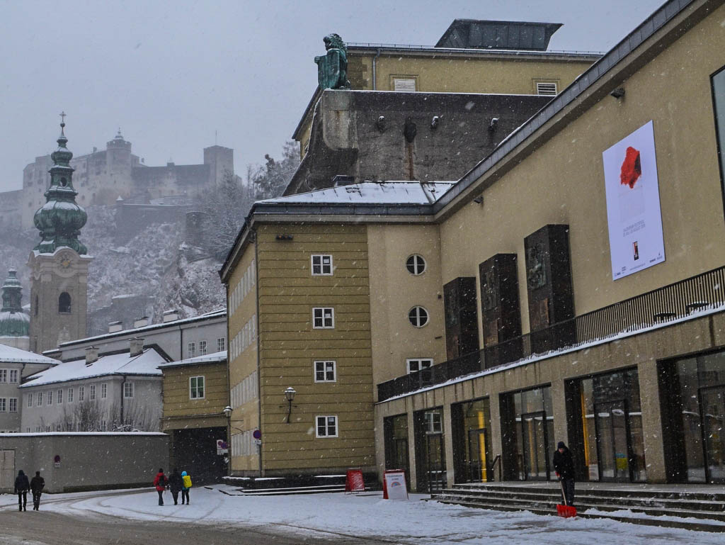 Kleines Festspielhaus Salzburg im Winter