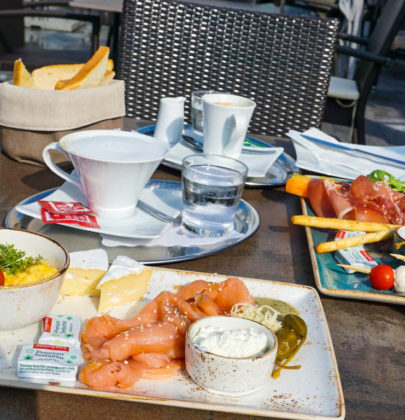 Frühstück in der Bäckerei Rösslhuber und ein Spaziergang nach Maria Plain