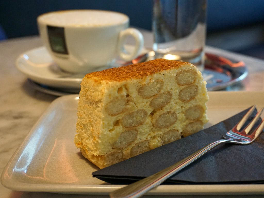 Tiramisu im Cafe Zwetschke