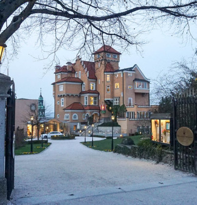 Über den Dächern der Stadt, ein Abend im Schloss Mönchstein