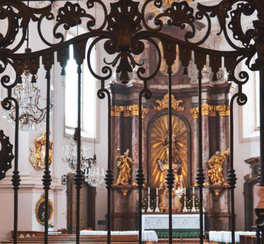 Bilder aus Salzburg; Kirchen wohin man schaut