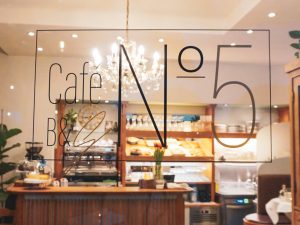 Café N°5 Salzburg Eingang