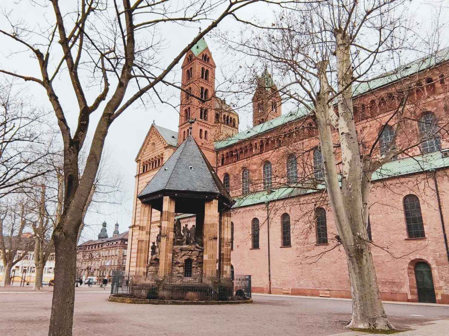 Seitenansicht Speyrer Dom