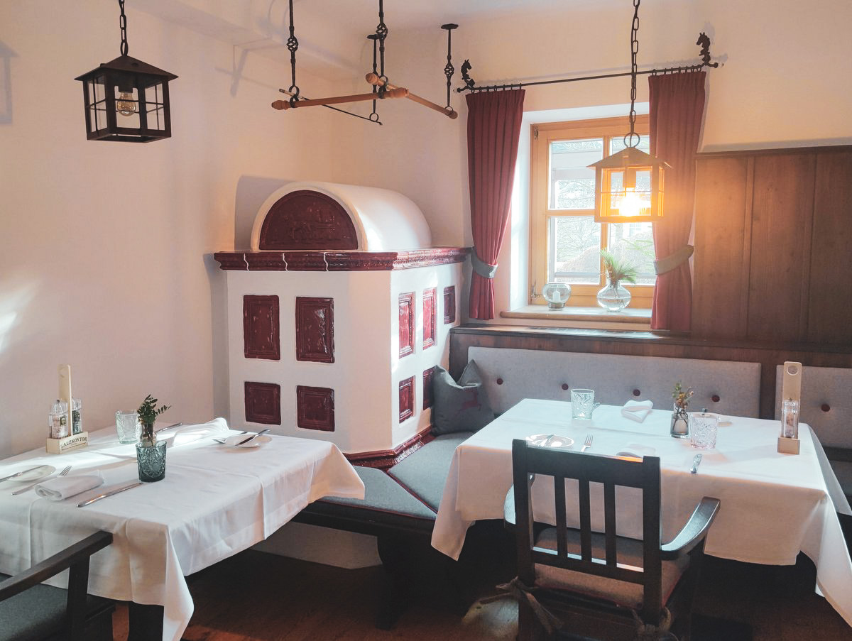 Wirtsstube im Wirtshaus Cervus